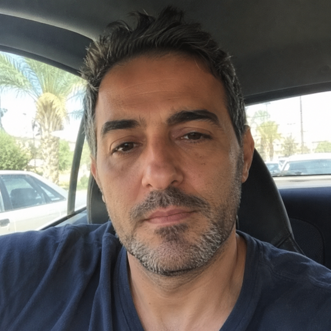 אלון ג.